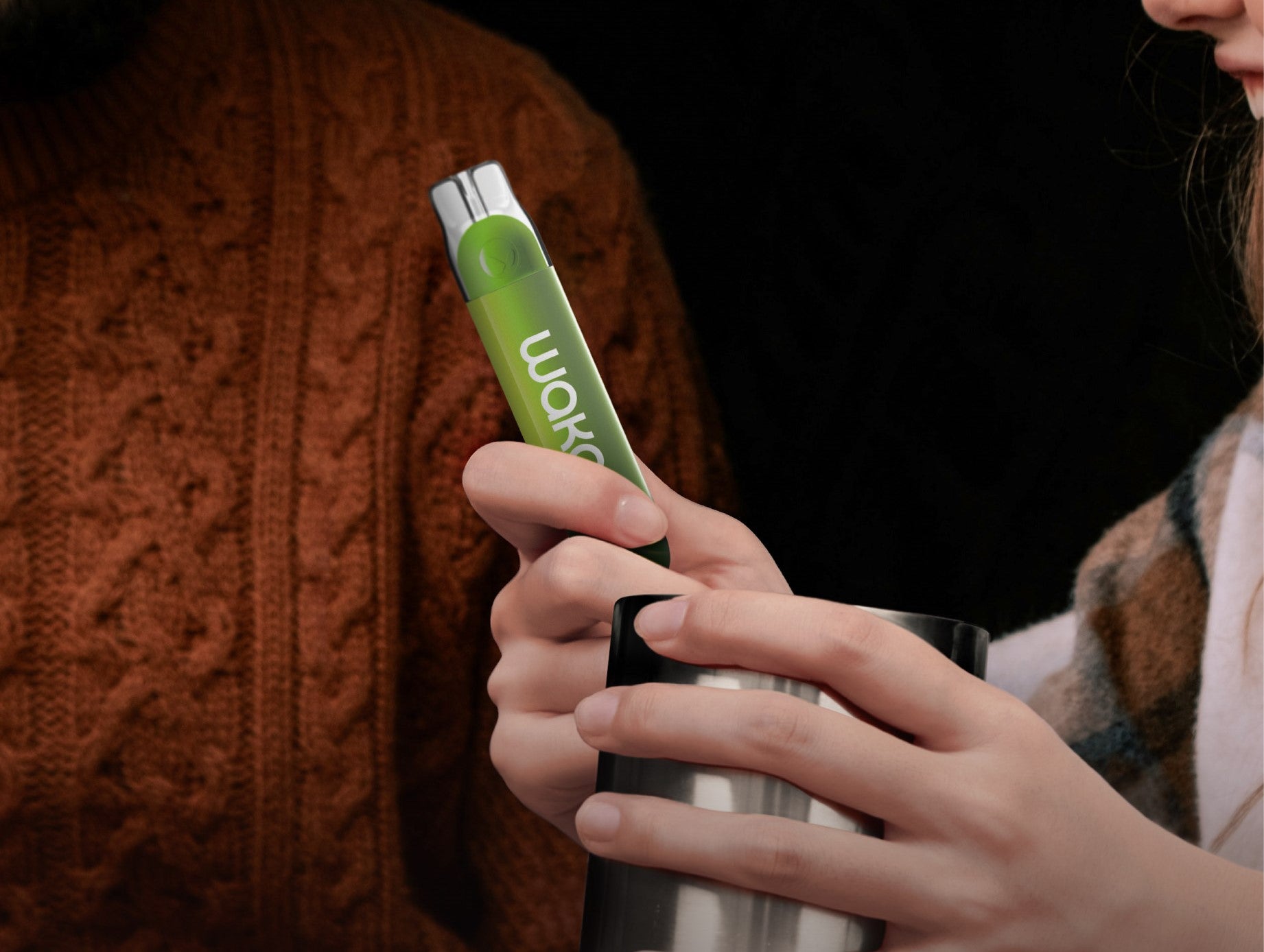 Refillable Vapes vs. Disposable Vapes