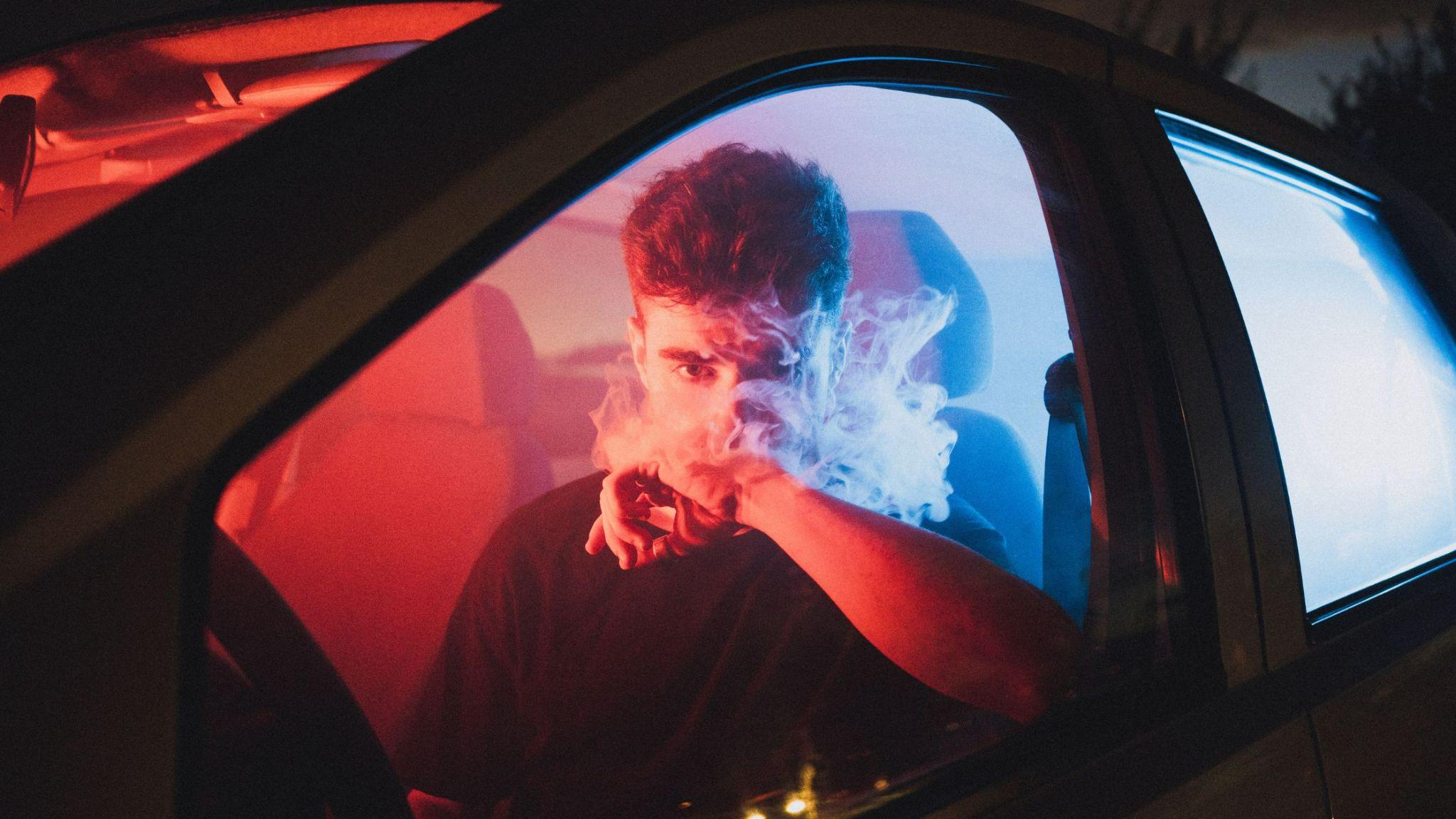 Disposable vape pen units