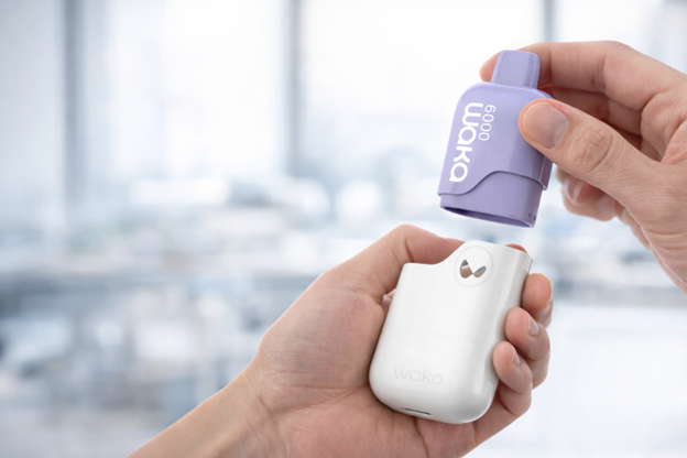 Refillable vape devices allow for longer use.